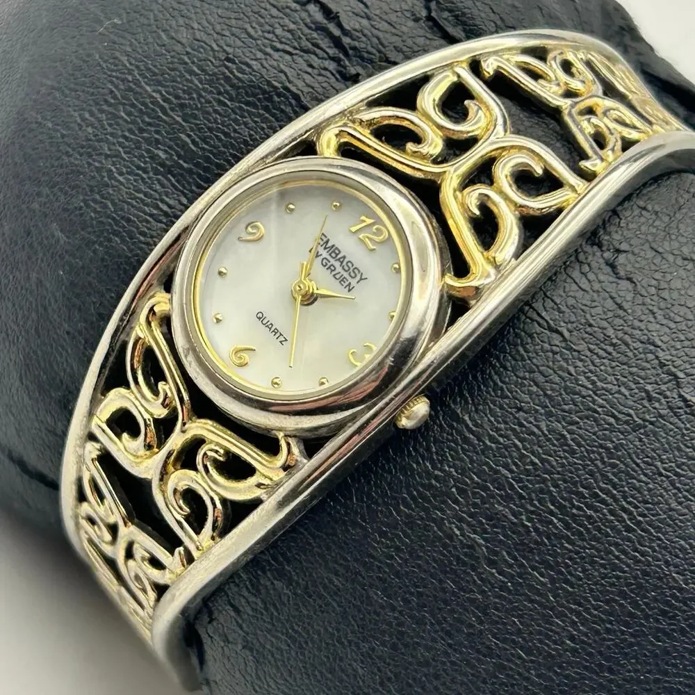 Embassy by Gruen Mother Pearl Women’s Watch Working New Battery
